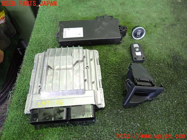 2UPJ-29716110]BMW Z4(LM30)(E89)エンジンコンピューター DME 中古_m0001.jpg