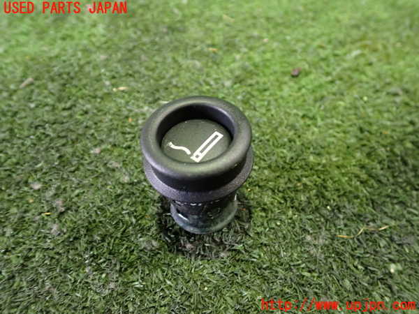 2UPJ-29717815]BMW Z4(LM30)(E89)シガライター 中古_m0001.jpg