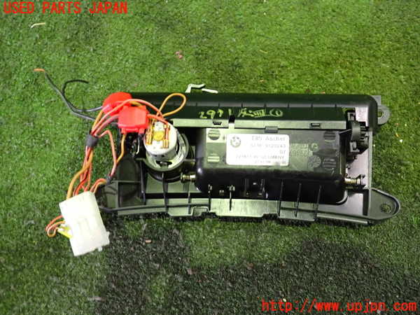 2UPJ-29717821]BMW Z4(LM30)(E89)灰皿1 中古_m0003.jpg