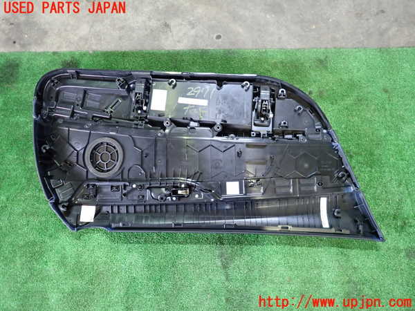 2UPJ-29711234]BMW Z4(LM30)(E89)右ドア内張り 中古_m0003.jpg