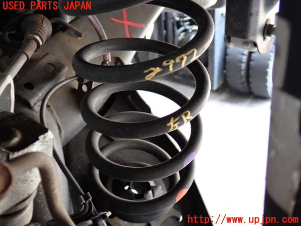 2UPJ-29725105]CX-3(DK5AW)左リアスプリング 中古_m0001.jpg