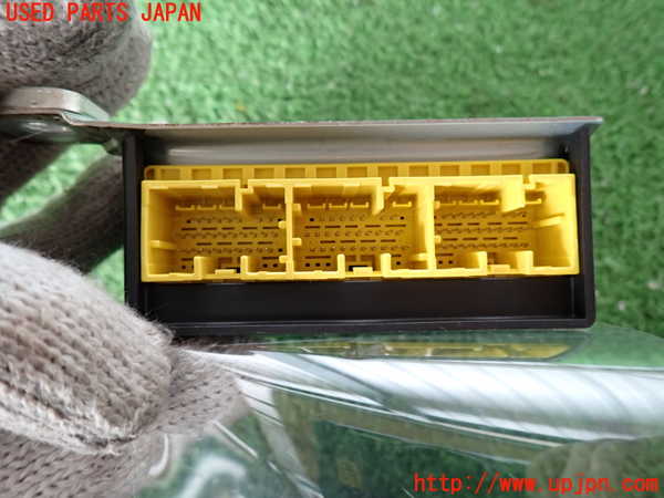 2UPJ-29726145]CX-3(DK5AW)エアバッグコンピューター ジャンク 展開済 中古_m0002.jpg