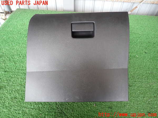2UPJ-29727516]CX-3(DK5AW)グローブボックス1 中古_m0001.jpg