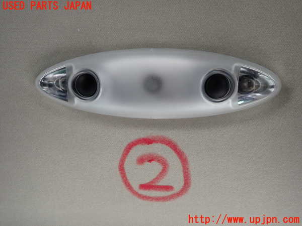 2UPJ-29736412]BMW ミニ(MINI)クーパーS クロスオーバー オール4(ZC16A)ルームランプ2 (真中 2列目) 中古 (R60)_m0001.jpg