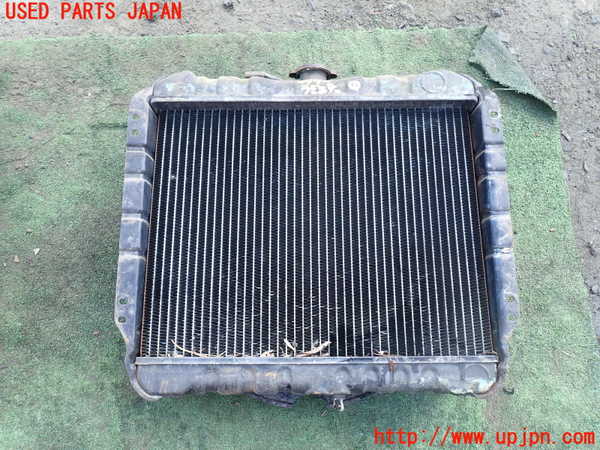 1UPJ-29742321]三菱ジープ(J24)ラジエーター1 中古_m0001.jpg