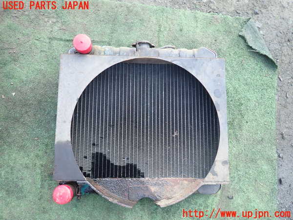 1UPJ-29742321]三菱ジープ(J24)ラジエーター1 中古_m0002.jpg