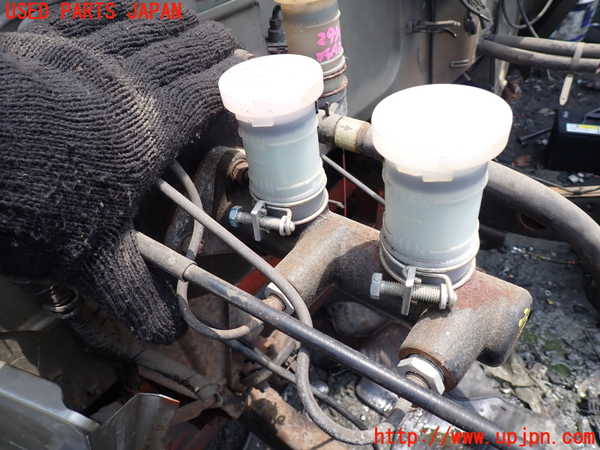 1UPJ-29744050]三菱ジープ(J24)ブレーキマスターシリンダー 中古_m0001.jpg