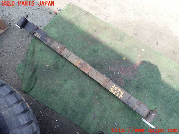 1UPJ-29745100]三菱ジープ(J24)右リアスプリング 中古_m0001.jpg