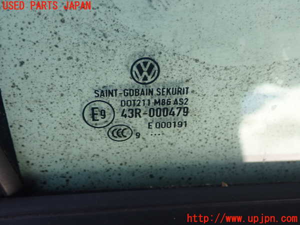 1UPJ-29751230]VW・T-Cross(ティークロス)(C1DKR)右前ドア SEKURIT M86 中古_m0002.jpg