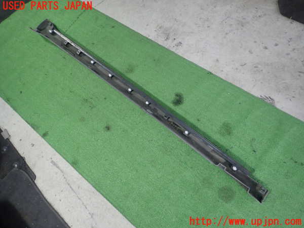1UPJ-29751392]VW・T-Cross(ティークロス)(C1DKR)左サイドステップ 中古_m0003.jpg