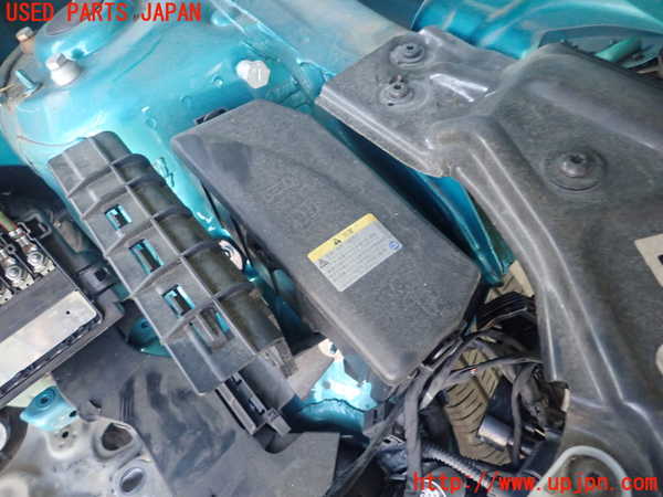 1UPJ-29756741]VW・T-Cross(ティークロス)(C1DKR)ヒューズボックス1 中古_m0001.jpg
