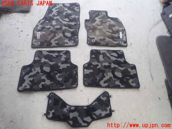 1UPJ-29757800]VW・T-Cross(ティークロス)(C1DKR)フロアマット 中古_m0001.jpg
