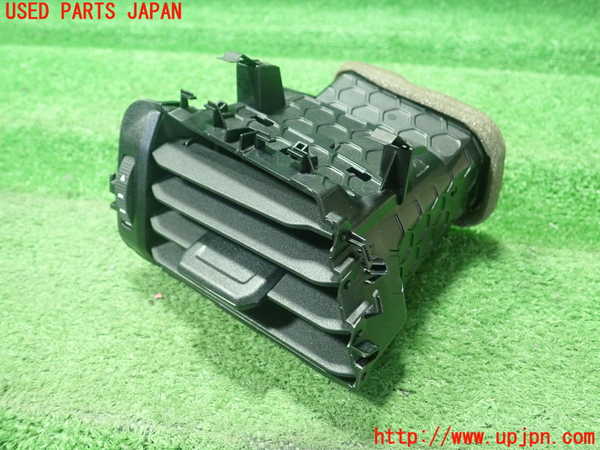 1UPJ-29757528]VW・T-Cross(ティークロス)(C1DKR)エアコン吹き出し口3 (左) 中古_m0002.jpg
