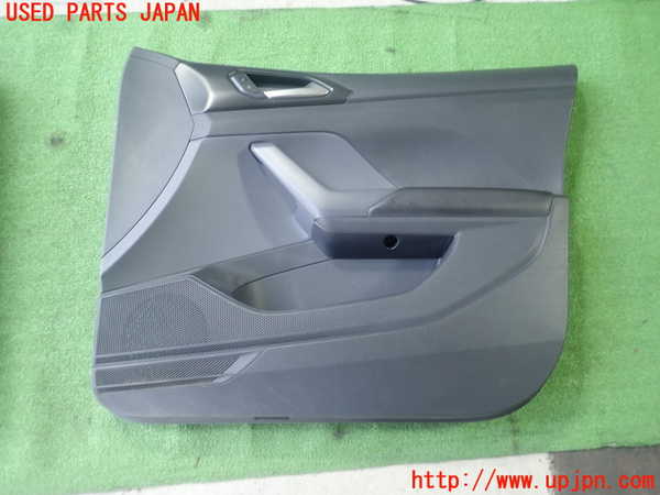 1UPJ-29751234]VW・T-Cross(ティークロス)(C1DKR)右前ドア内張り 中古_m0001.jpg