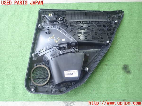 1UPJ-29751324]VW・T-Cross(ティークロス)(C1DKR)左後ドア内張り 中古_m0003.jpg