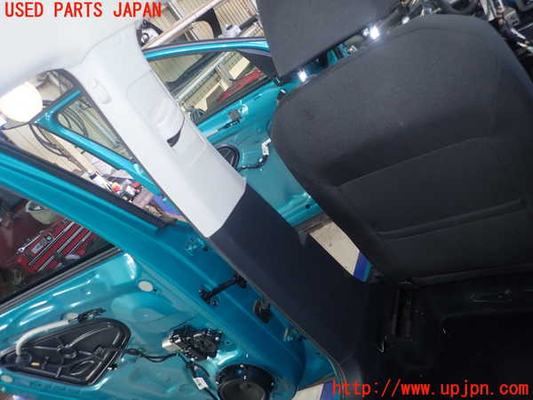 1UPJ-29757670]VW・T-Cross(ティークロス)(C1DKR)左センターピラートリム 中古_m0001.jpg