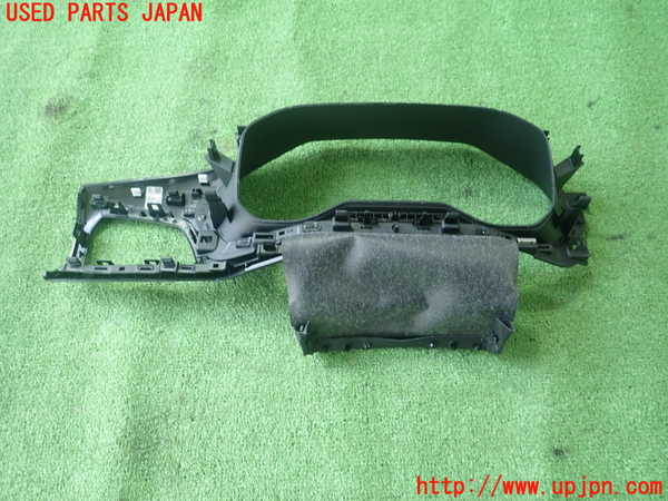 1UPJ-29757510]VW・T-Cross(ティークロス)(C1DKR)メーターフード 中古_m0002.jpg
