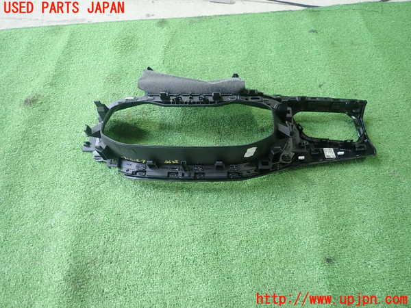 1UPJ-29757510]VW・T-Cross(ティークロス)(C1DKR)メーターフード 中古_m0003.jpg