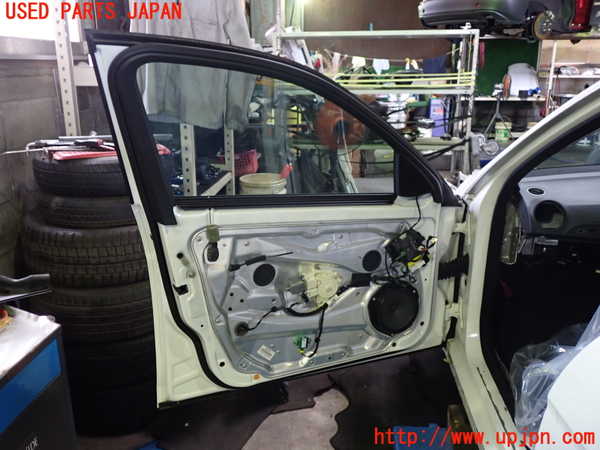 1UPJ-29761260]ベンツ C180 ステーションワゴン S204(204249)左前ドア AGC M25 中古_m0003.jpg