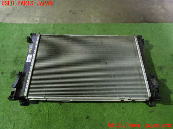 1UPJ-29762321]ベンツ C180 ステーションワゴン S204(204249)ラジエーター1 中古_m0001.jpg