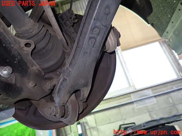 1UPJ-29764305]ベンツ C180 ステーションワゴン S204(204249)左リアナックルハブ 中古_m0001.jpg