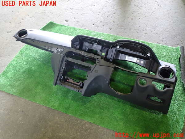 1UPJ-29767505]ベンツ C180 ステーションワゴン S204(204249)ダッシュボード 中古_m0001.jpg