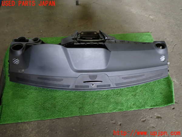 1UPJ-29767505]ベンツ C180 ステーションワゴン S204(204249)ダッシュボード 中古_m0002.jpg