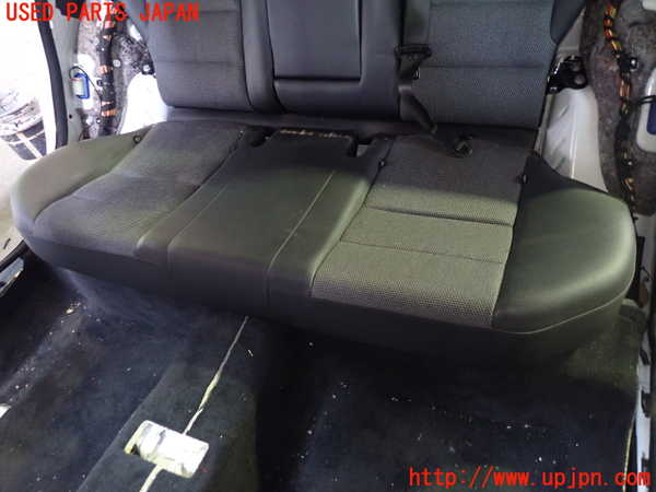 1UPJ-29767385]ベンツ C180 ステーションワゴン S204(204249)リアシート 中古_m0002.jpg