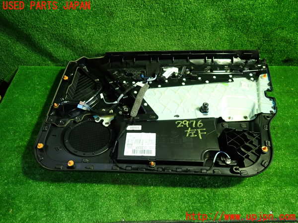 1UPJ-29761264]ベンツ C180 ステーションワゴン S204(204249)左前ドア内張り 中古_m0003.jpg