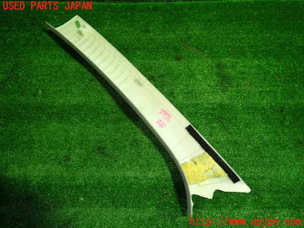 1UPJ-29767655]ベンツ C180 ステーションワゴン S204(204249)右フロントピラートリム 中古_m0004.jpg