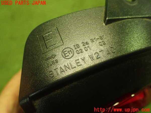 5UPJ-29771530]ロードスター(ND5RC)右テールランプ 中古_m0003.jpg