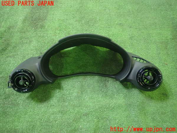 5UPJ-29777510]ロードスター(ND5RC)メーターフード 中古_m0001.jpg