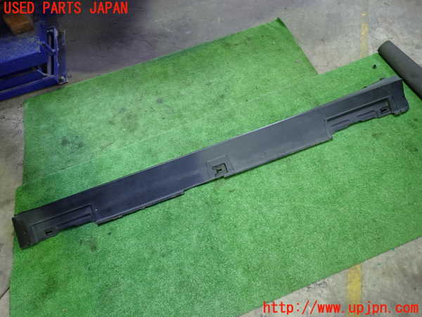 1UPJ-29781390]CX-30(DM8P)右サイドステップ 中古_m0001.jpg