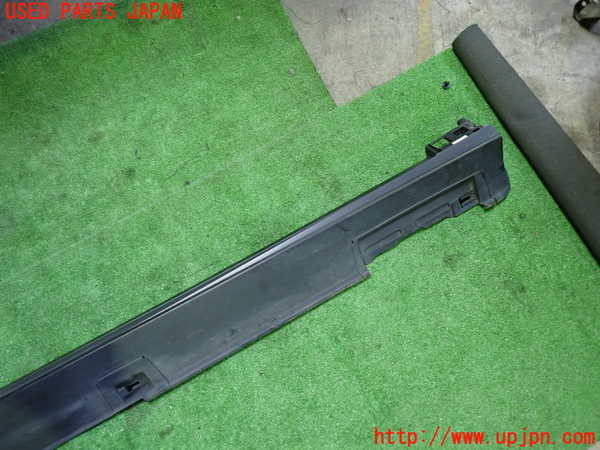 1UPJ-29781390]CX-30(DM8P)右サイドステップ 中古_m0002.jpg