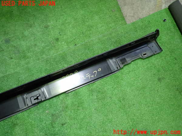 1UPJ-29781390]CX-30(DM8P)右サイドステップ 中古_m0004.jpg