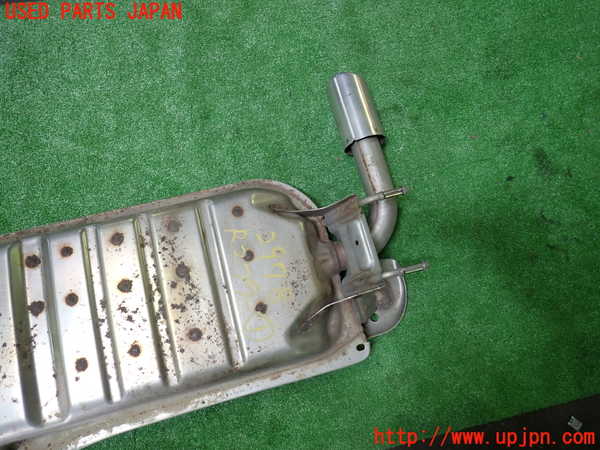 1UPJ-29782671]CX-30(DM8P)リアマフラー1 中古_m0002.jpg