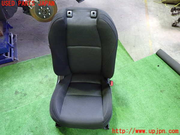 5UPJ-29787035]CX-30(DM8P)運転席シート 中古_m0001.jpg