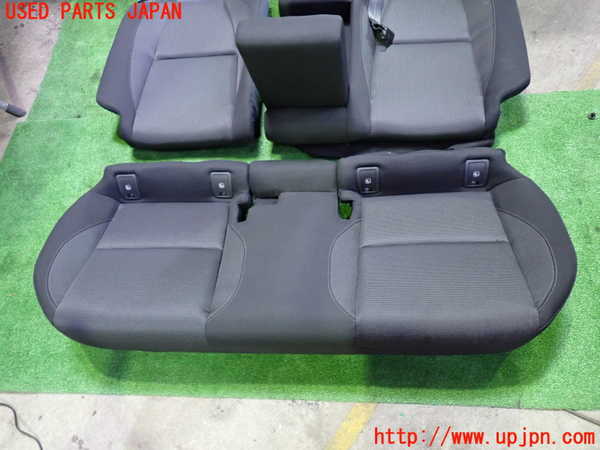 1UPJ-29787385]CX-30(DM8P)リアシート 中古_m0004.jpg