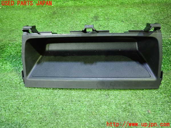 1UPJ-29787841]CX-30(DM8P)小物入れ1 中古_m0001.jpg