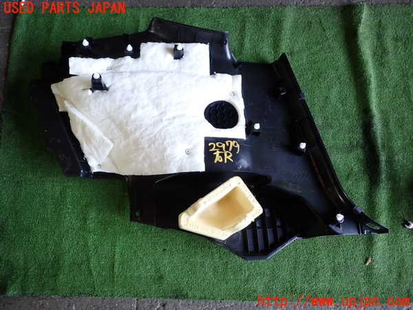 1UPJ-29797675]８６(BRZ)(ZN6)右リアピラートリム 中古_m0003.jpg