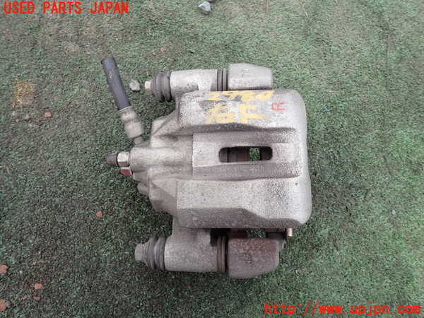 5UPJ-29804080]ジムニー(JB23W)右フロントキャリパー 中古_m0001.jpg