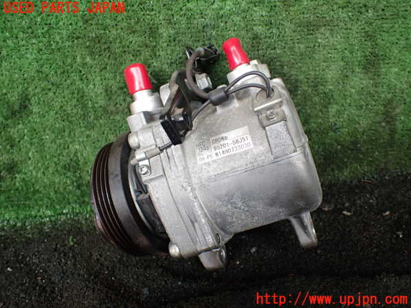 1UPJ-29806025]ジムニー(JB23W)エアコンコンプレッサー 中古_m0002.jpg