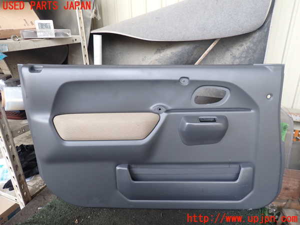 1UPJ-29801264]ジムニー(JB23W)左ドア内張り 中古_m0001.jpg