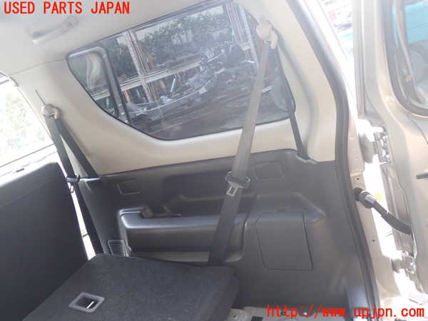 1UPJ-29807675]ジムニー(JB23W)右リアピラートリム 中古_m0001.jpg