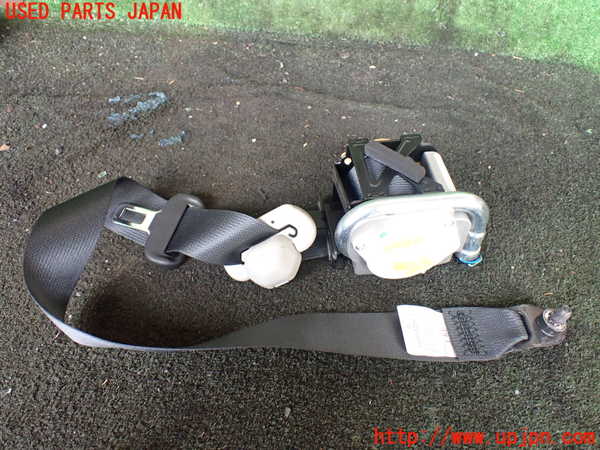 1UPJ-29807075]ジムニー(JB23W)助手席シートベルト 中古_m0001.jpg