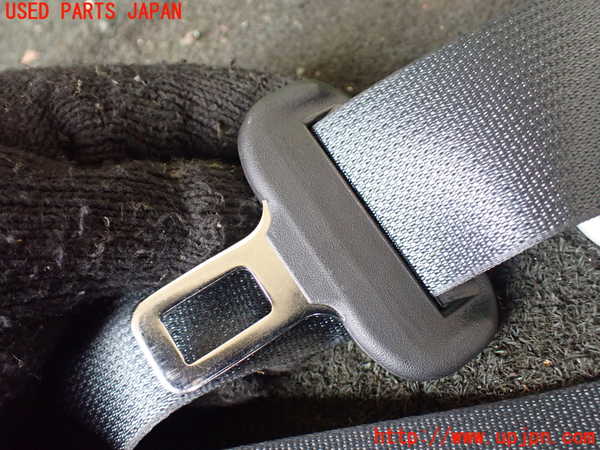 1UPJ-29807075]ジムニー(JB23W)助手席シートベルト 中古_m0002.jpg