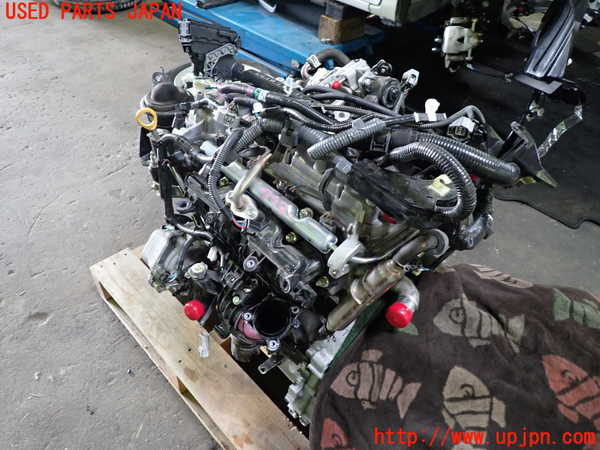1UPJ-29812010]カローラ フィールダー ハイブリッド(NKE165G)エンジン 1NZ-FXE 中古_m0002.jpg