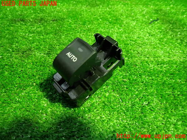 1UPJ-29816245]カローラ フィールダー ハイブリッド(NKE165G)左前パワーウィンドウスイッチ 中古_m0001.jpg