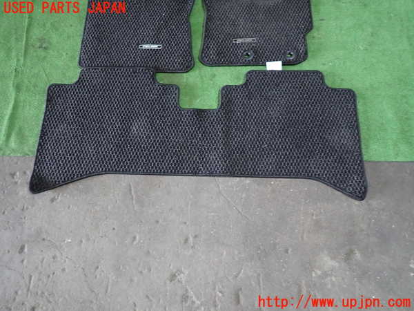 1UPJ-29817800]カローラ フィールダー ハイブリッド(NKE165G)フロアマット 中古_m0004.jpg