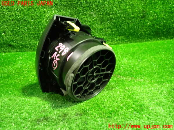 1UPJ-29817526]カローラ フィールダー ハイブリッド(NKE165G)エアコン吹き出し口1 中古_m0003.jpg